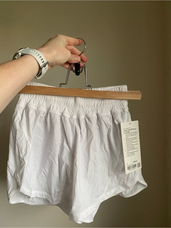 lululemon athletica Pants - NWT Lululemon Track That MR 5” White Size 4